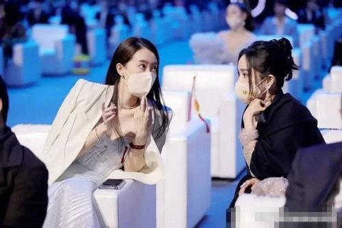 张小斐丝袜视频,揭秘明星私生活瞬间